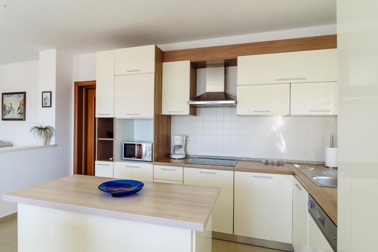Apartman Niko Каштела Экстерьер фото