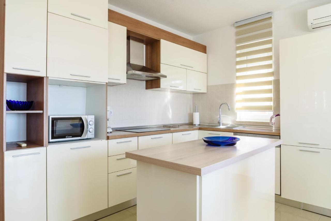 Apartman Niko Каштела Экстерьер фото