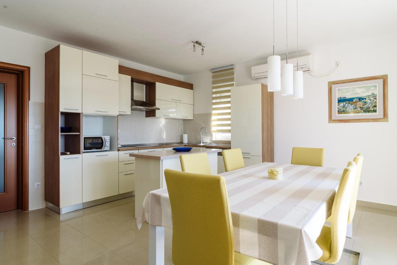 Apartman Niko Каштела Экстерьер фото